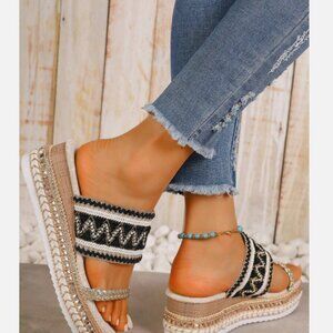 SHEIN 9W 9 Wide Width Platform Double Strap Sandal Black Gold Studs Braid